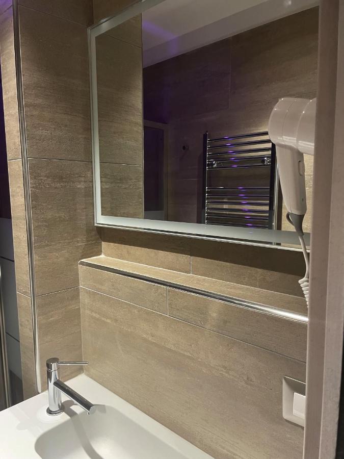 Smart Rooms Неаполь Екстер'єр фото