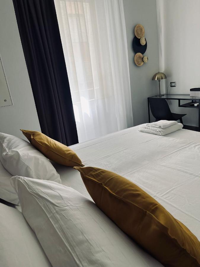 Smart Rooms Неаполь Екстер'єр фото