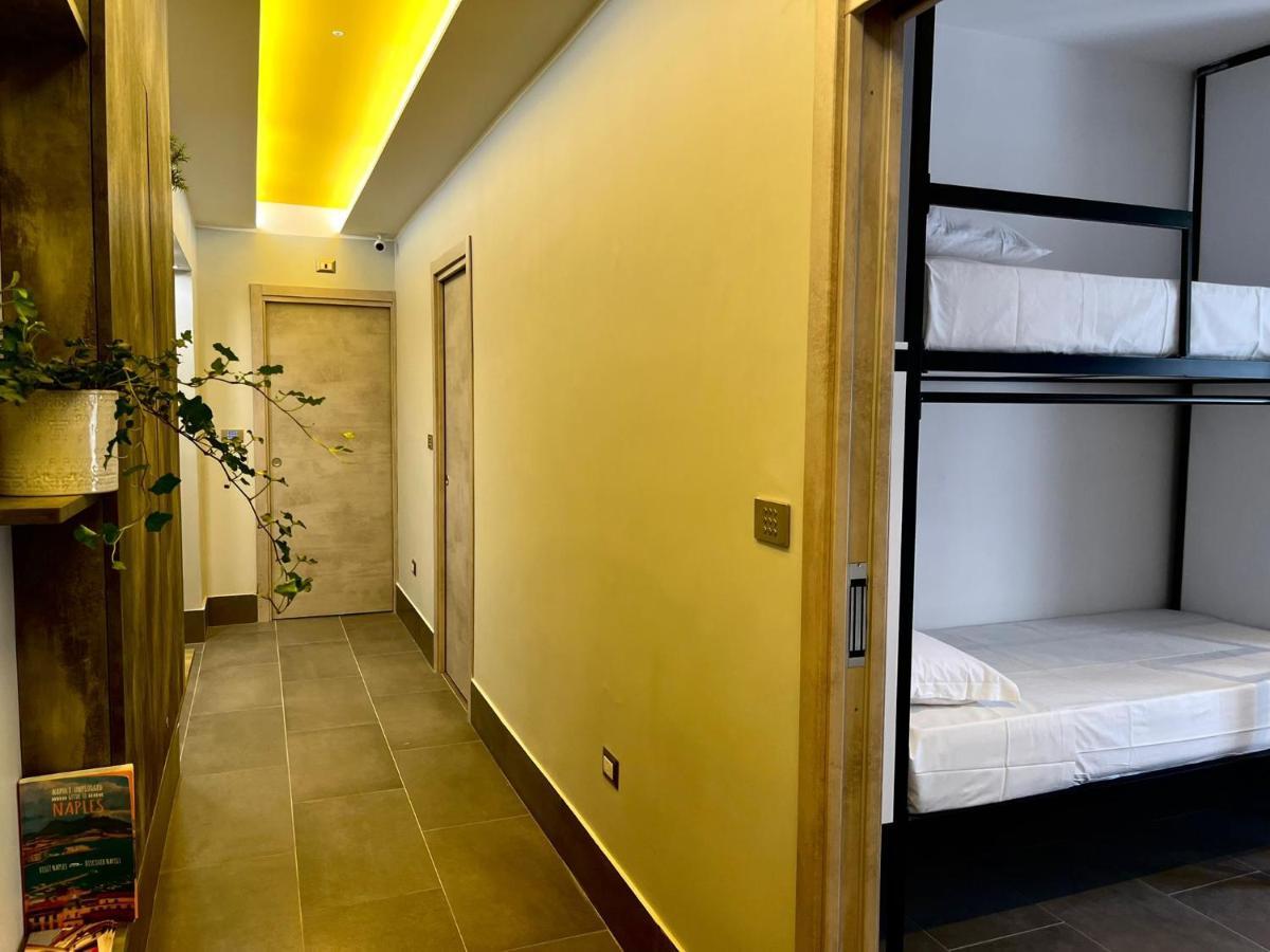 Smart Rooms Неаполь Екстер'єр фото
