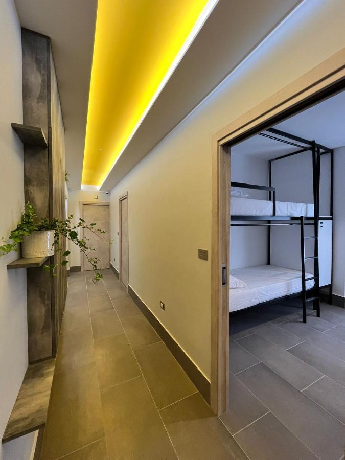 Smart Rooms Неаполь Екстер'єр фото