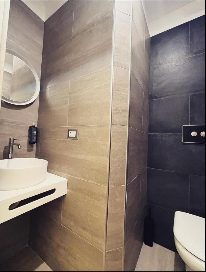 Smart Rooms Неаполь Екстер'єр фото