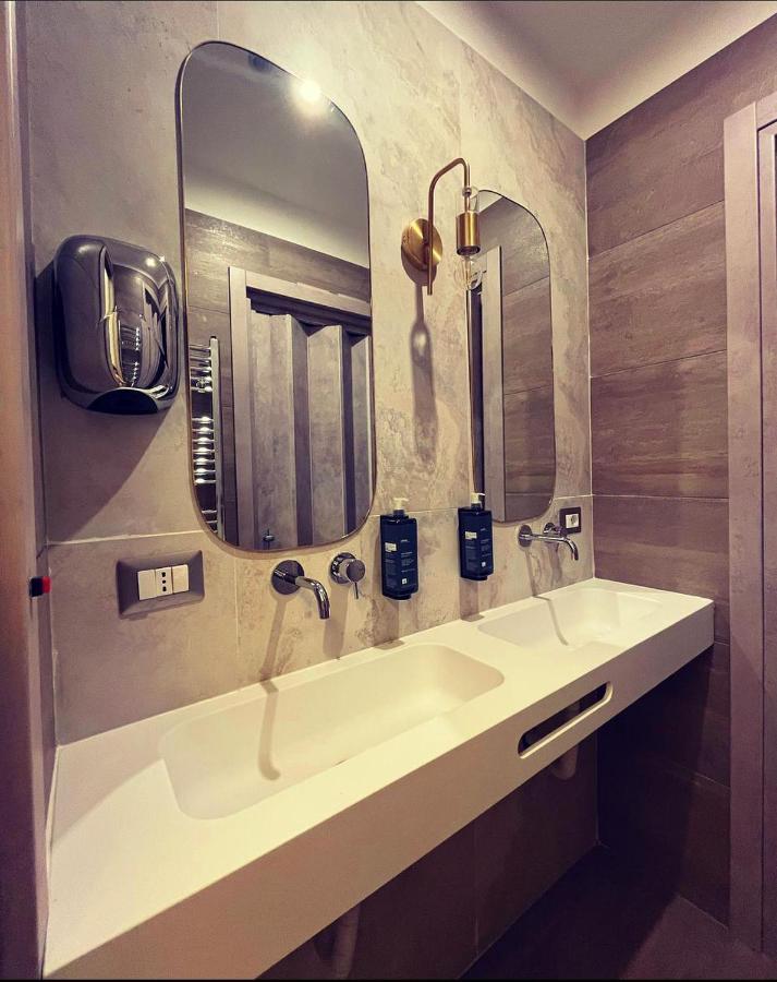 Smart Rooms Неаполь Екстер'єр фото